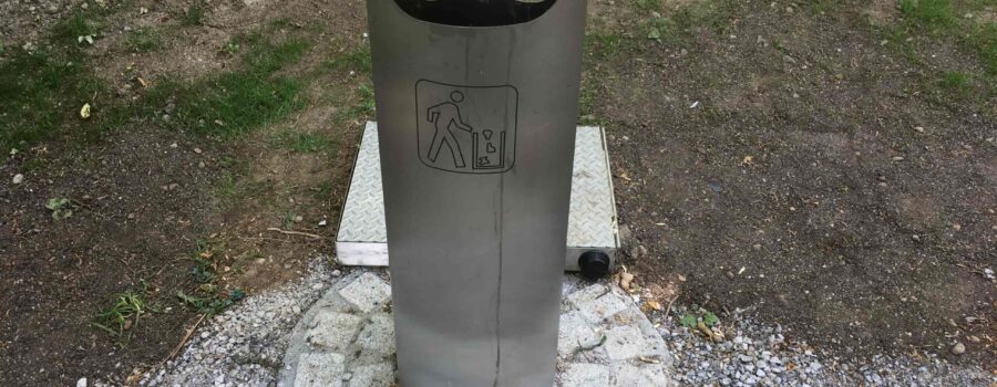 Eine externe Sensorantenne führt das Signal in die Reichweite des Sendermastens.