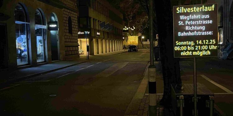 FlashMobil - Zürich St. Peterstrasse 13.12.25 FlashMobil - Zürich St. Peterstrasse 13.12.25